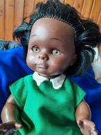 Heel mooi vintage donker popje, Verzamelen, Poppen, Ophalen of Verzenden, Zo goed als nieuw, Pop