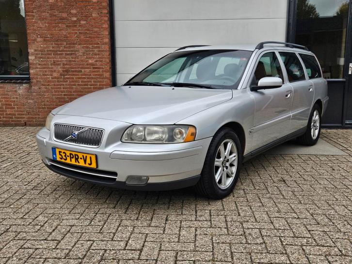 Volvo V70 2.5 T 2004 turbo 210 PK APK Juli 26 RIJDT GOED!, Auto's, Volvo, Bedrijf, V70, Benzine, D, Stationwagon, Handgeschakeld