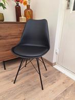 Moderne stoel zwart, Huis en Inrichting, Stoelen, Ophalen of Verzenden, Zo goed als nieuw, Zwart, Eén