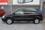 Chrysler Voyager 2.4i SE Luxe Airco 7 Pers Schuifdeur Trekha, Voorwielaandrijving, 4 cilinders, Zwart, Handgeschakeld