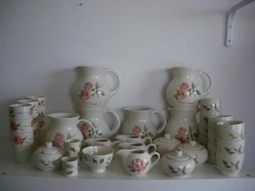 Jet Rose is a Rose servies beschikbaar voor biedingen