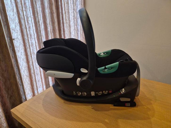 Cybex ATON B2 autostoel inclusief ISO fix base, Kinderen en Baby's, Autostoeltjes, Gebruikt, Overige merken, 0 t/m 13 kg, Isofix