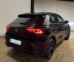 Volkswagen T-Roc 1.5 TSI R-Line KEYLESS PANO VOL', Zwart, 4 cilinders, 150 pk, Zwart