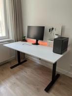 TROTTEN sit/stand desk + HUE + Pegboard, Ophalen, In hoogte verstelbaar, Zo goed als nieuw, Stabureau