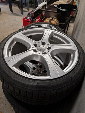 Toyo Snowprox S954 Winterband 235/35 R19 met velgen beschikbaar voor biedingen