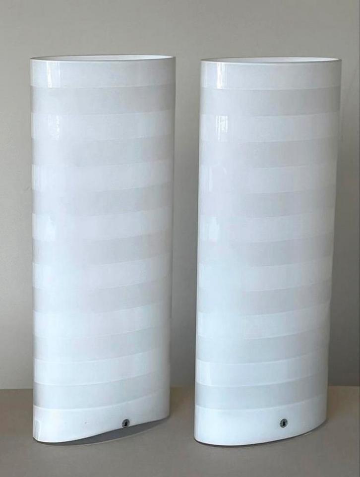 2 Hoge Ikea Design Anne Nilsson Ovale Vaas Vazen Wit Set, Huis en Inrichting, Woonaccessoires | Vazen, Zo goed als nieuw, Wit