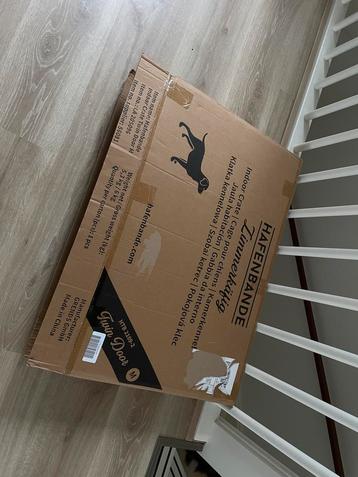 Hondenbench beschikbaar voor biedingen