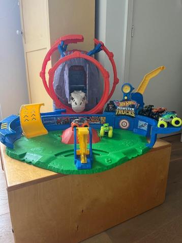 Hotwheels monster trucks incl. Monstertrucks auto’s beschikbaar voor biedingen