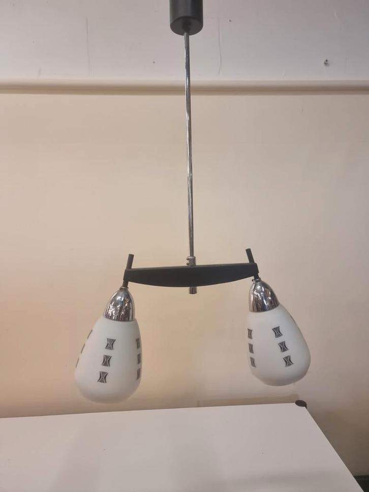 Vintage hanglamp jaren 60 70 metaal melkglas, Huis en Inrichting, Lampen | Hanglampen, Zo goed als nieuw, Minder dan 50 cm, Metaal