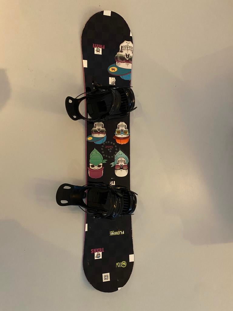 Snowboard (140cm), Sport en Fitness, Snowboarden, Ophalen of Verzenden, Zo goed als nieuw, Board