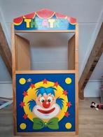 Leuke poppenkast met veel poppen., Ophalen, Zo goed als nieuw, Jongen of Meisje