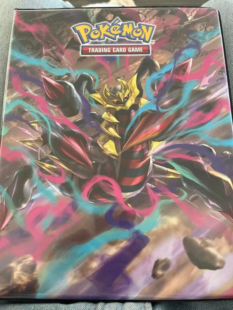 Pokémon kaarten binder, met kaarten van diverse sets, Ophalen of Verzenden, Gebruikt, Boek of Catalogus, Foil