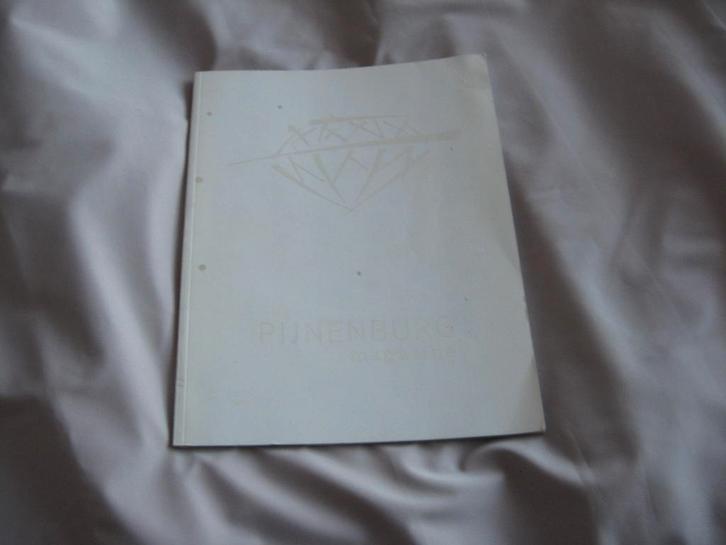 Horloges Catalogus 2009. Pijnenburg Juweliers Eindhoven, Boeken, Catalogussen en Folders, Zo goed als nieuw, Catalogus, Ophalen of Verzenden