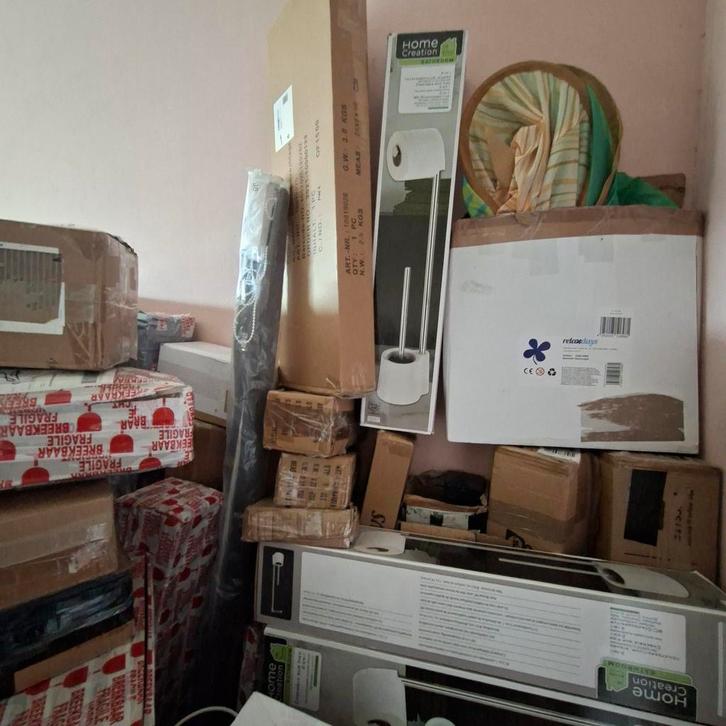 Mega partij nieuwe spullen 2 pallets retouren, Diversen, Rommelmarktspullen, Ophalen