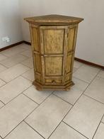 Tk oude houten hoekkastje, Huis en Inrichting, Kasten | Overige, Ophalen, Gebruikt