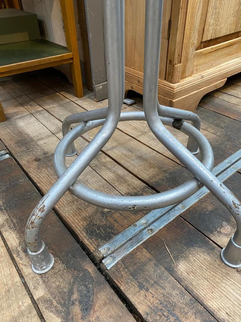 Stoere Vintage stoel kappersstoel kinderstoel, Ophalen