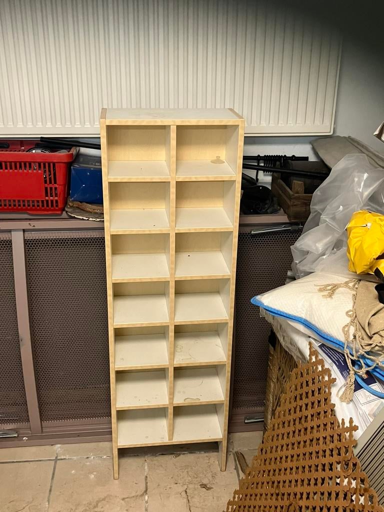 Ikea Robin kast, zeer handig opbergkastje, Huis en Inrichting, Woonaccessoires | Cd- en Dvd-rekken, Ophalen of Verzenden, Zo goed als nieuw