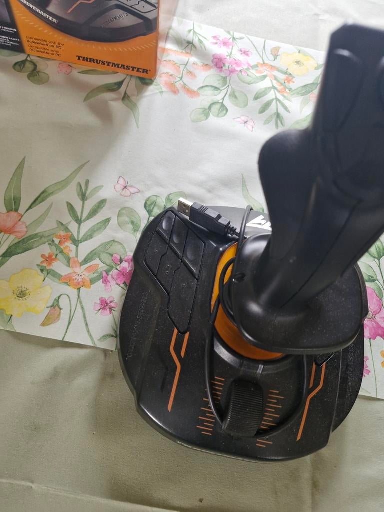 Thrustmaster T16000M Flight Stick Joystick, Ophalen, Zo goed als nieuw, Thrustmaster