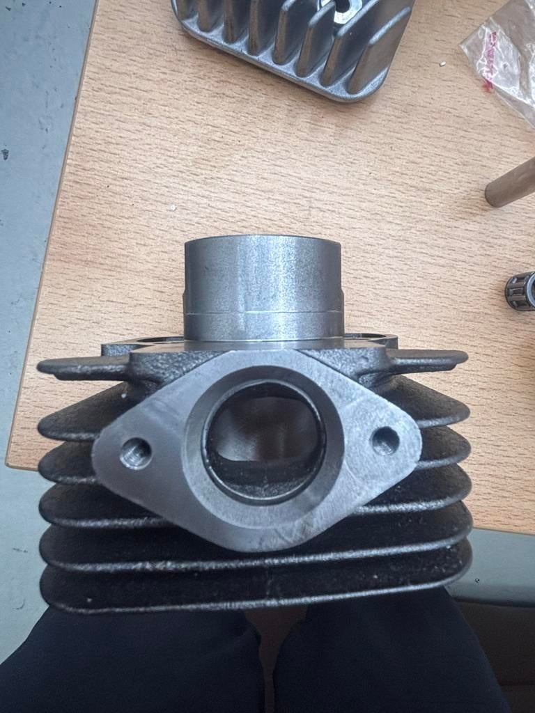 Malossi sport 70cc Cilinder- Nieuwe, Ophalen of Verzenden, Zo goed als nieuw, Cilinder