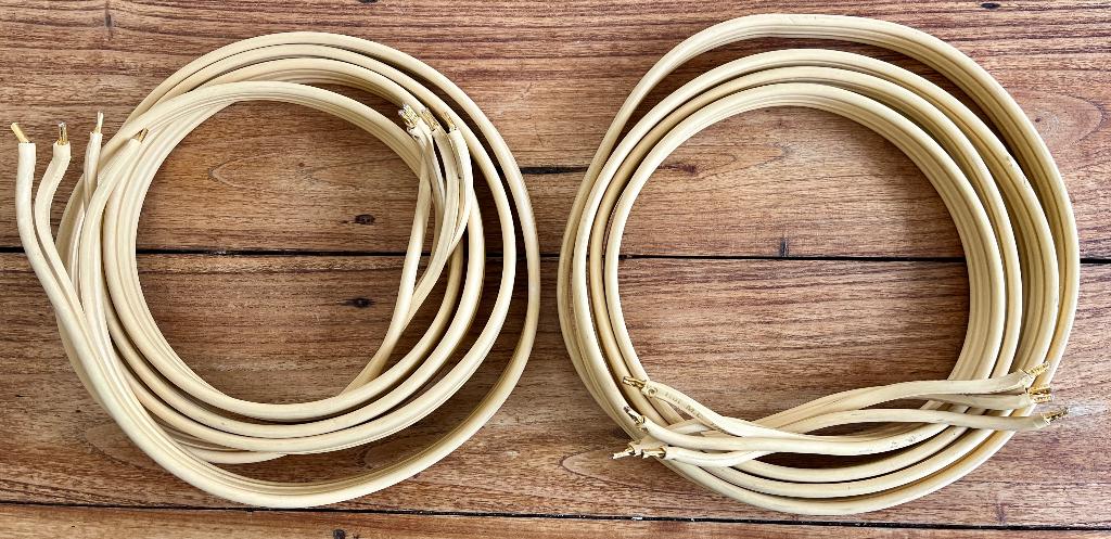 van den Hul The Teatrack ( Biwire CS122 ) 2x 2,9M + aderhuls, Audio, Tv en Foto, Audiokabels en Televisiekabels, Ophalen, Refurbished