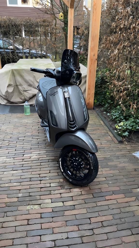Vespa sprint iget e4 50cc 4t snor, Fietsen en Brommers, Scooters | Vespa, Ophalen, Maximaal 45 km/u, Vespa S, Zo goed als nieuw