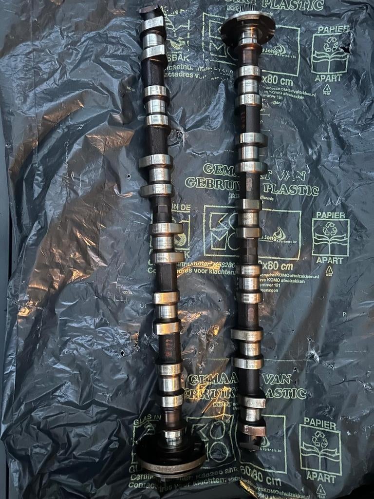 BMW M54B25 nokkenassen + lagerbruggen + oliepomp, Ophalen, Gebruikt, BMW