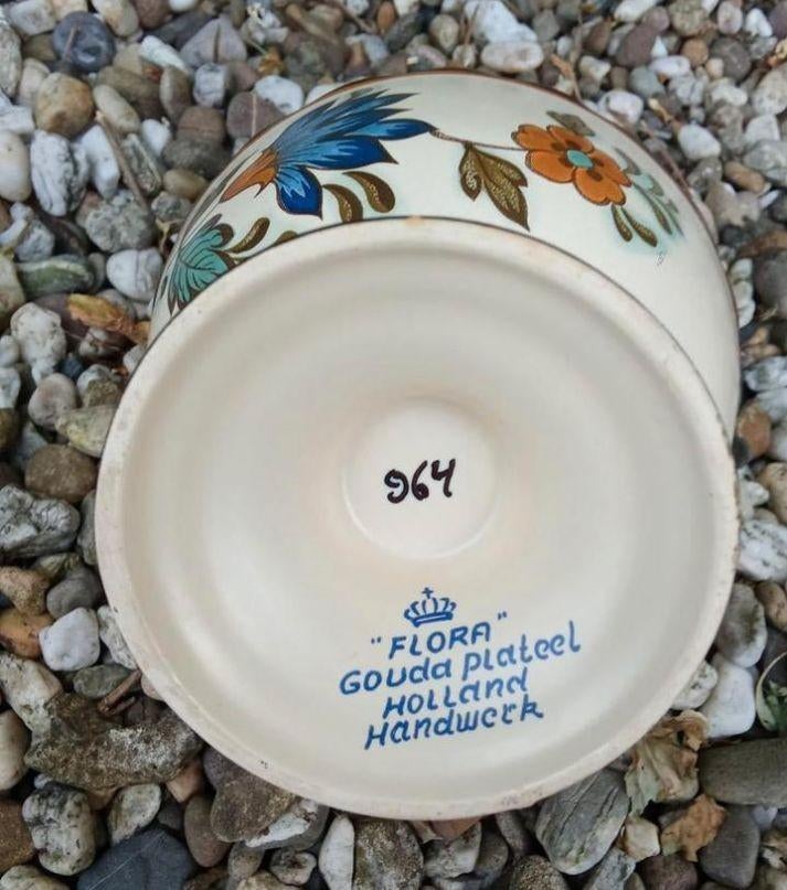 Prachtige Flora Gouda Plateel Bonbonnière - Handbeschilderd, Antiek en Kunst, Antiek | Keramiek en Aardewerk, Verzenden