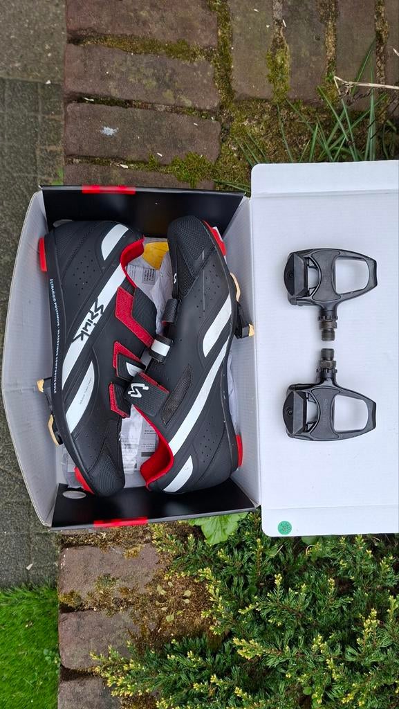 racefiets schoenen met spd pedalen., Ophalen, Zo goed als nieuw