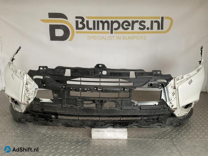 Bumper Mitsubishi Outlander 16-18 6410G227ZZ Voorbumper B9-1, Auto-onderdelen, Carrosserie en Plaatwerk, Bumper