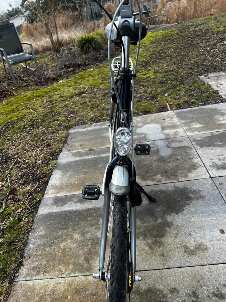 Batavus stadsfiets 8 vernellingen, Fietsen en Brommers, Fietsen | Heren | Herenfietsen, Zo goed als nieuw, Batavus, Versnellingen