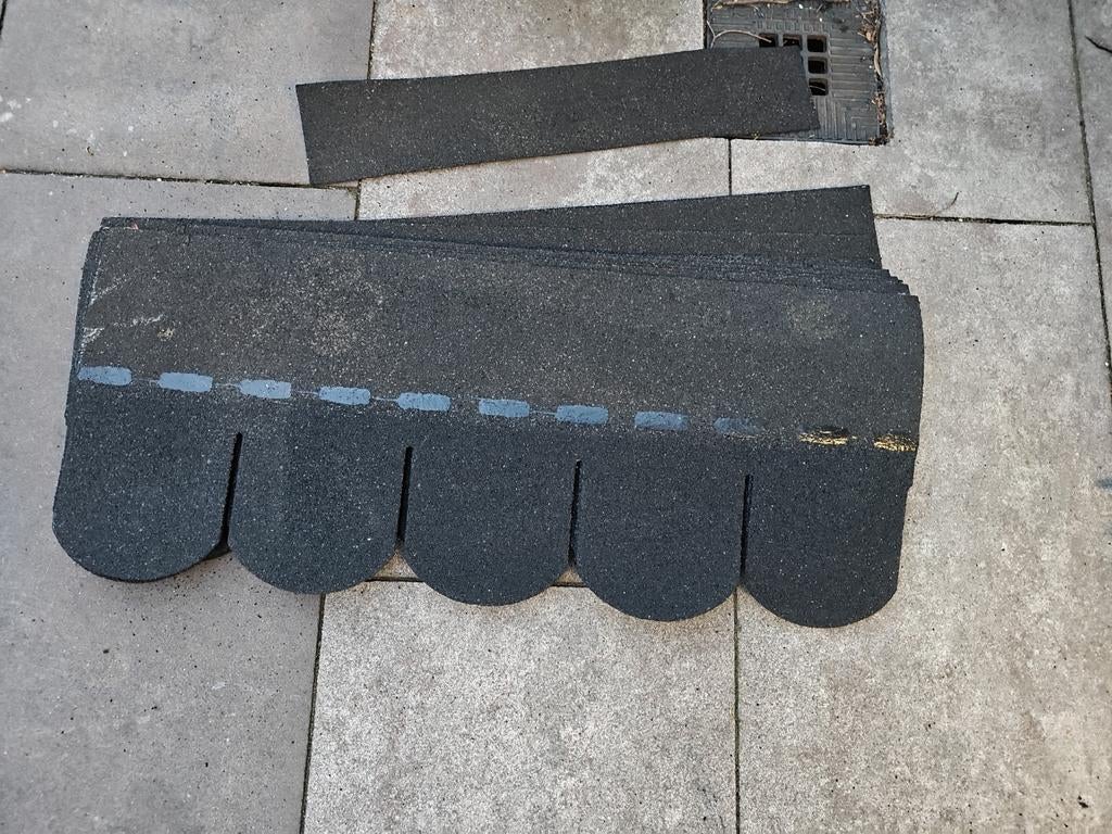 Beverstaart bitumen dak shingles 13 stuks, Ophalen, Steen of Klei, Zwart, Minder dan 5 m²