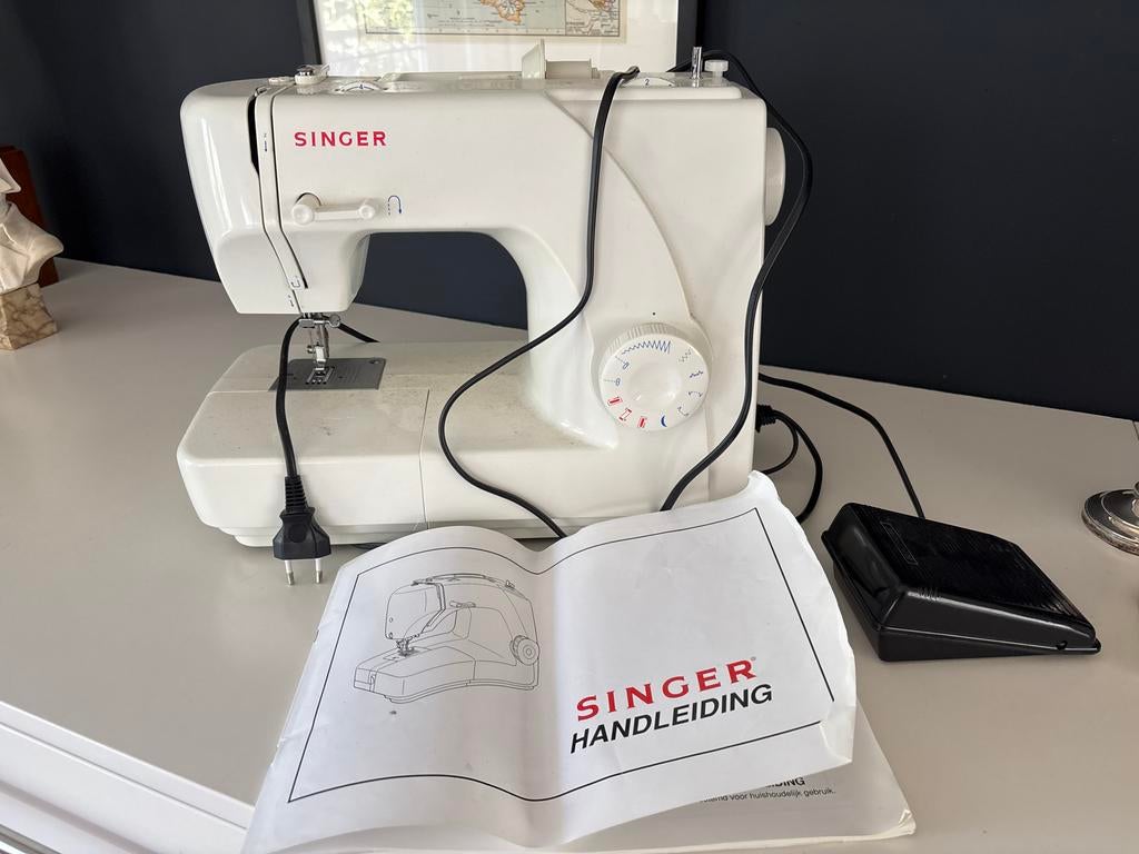 Singer Naaimachine Model 8280 met voetpedaal, Ophalen, Gebruikt, Naaimachine, Singer