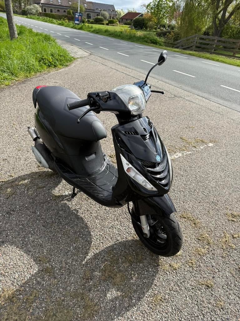 Piaggio Zip SP 2000 70cc – Watergekoeld LC, Ophalen of Verzenden, Zo goed als nieuw