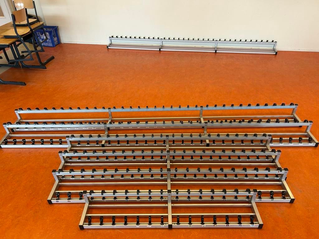 6 schoolkapstokken met veel haken - diverse maten, Gebruikt, Minder dan 100 cm, Metaal, Ophalen