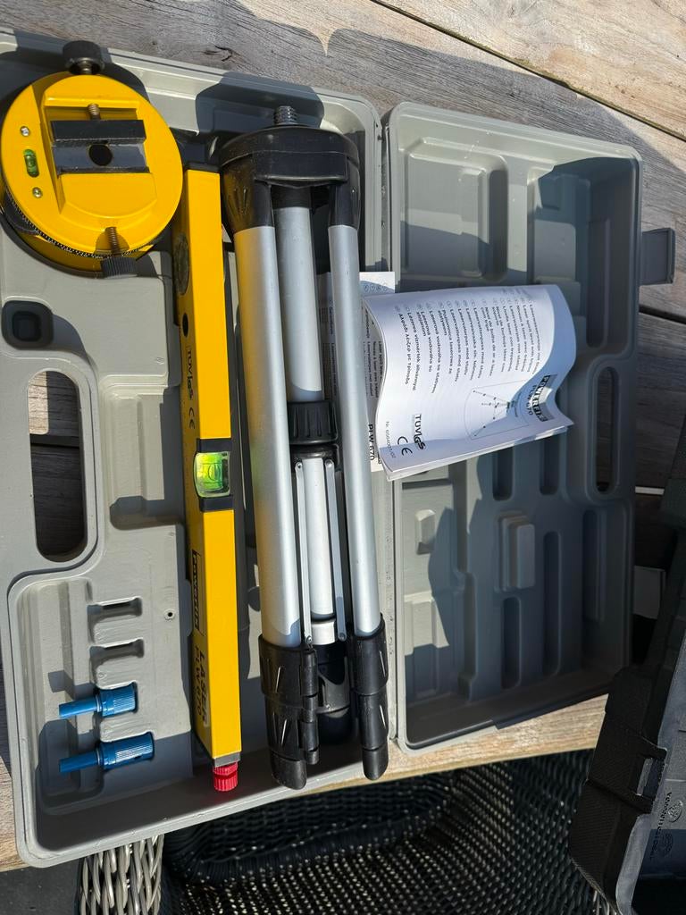 Laserwaterpas met statief - Powerfix PLW 670, Ophalen, Zo goed als nieuw, Overige meters