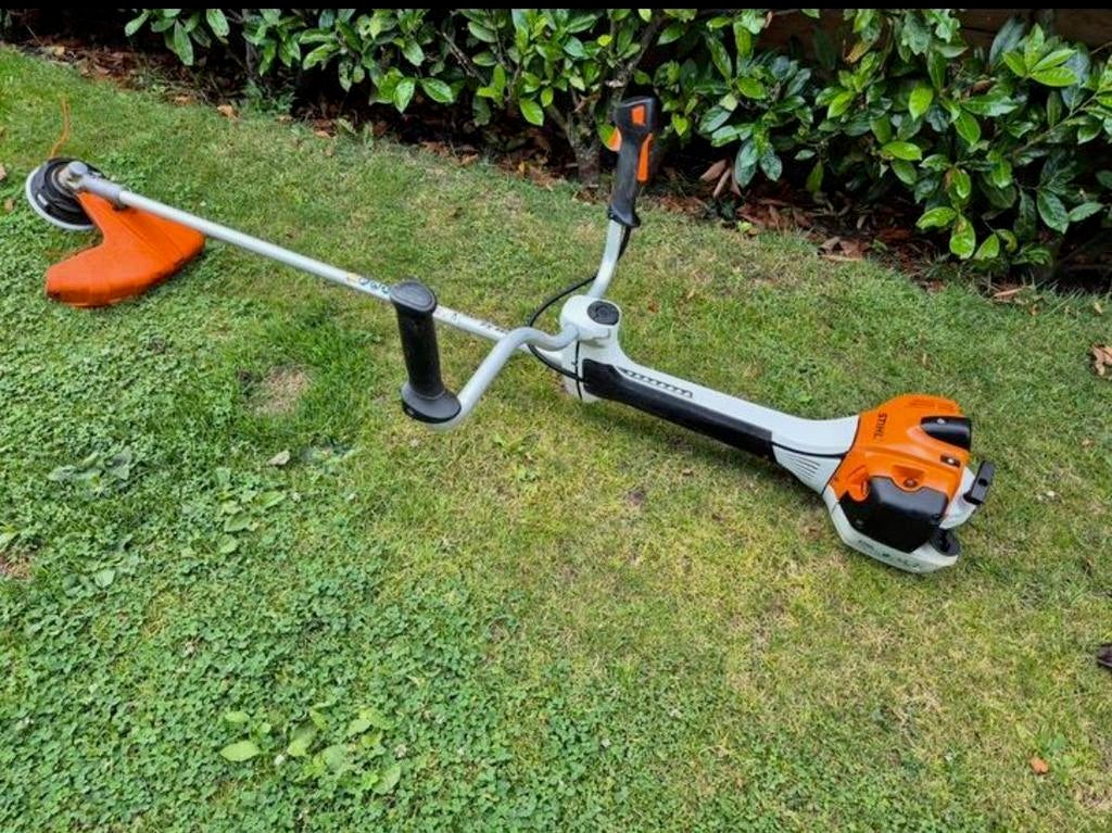 Stihl FS460C professionele bosmaaier incl nieuwe harnas, Ophalen, Zo goed als nieuw, Benzine