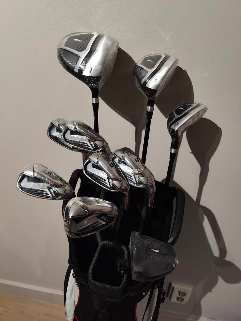 NIEUW, Complete MODERNE golfset/ graphite shaft/ cartbag, Sport en Fitness, Golf, Ophalen of Verzenden, Zo goed als nieuw, Set
