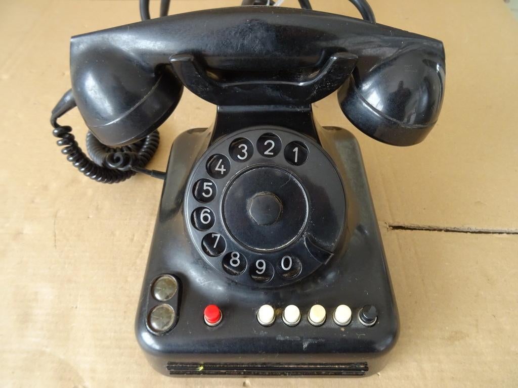 Vintage bakelieten telefoon bakeliet telefoon type 1950, Antiek en Kunst, Ophalen of Verzenden