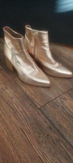 Goudkleurig laarsje mt 36, Ophalen of Verzenden, Zo goed als nieuw, Overige kleuren