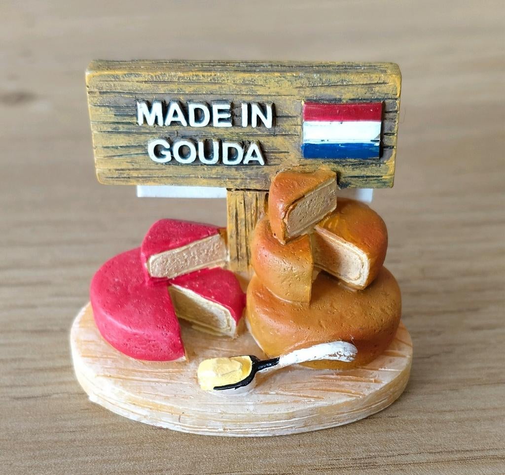 KAASPLANKJE MADE IN GOUDA MAGNEET*KOELKAST*POPPENHUIS ETEN, Ophalen of Verzenden, Zo goed als nieuw, Taarten of Cupcakes, Bakvorm