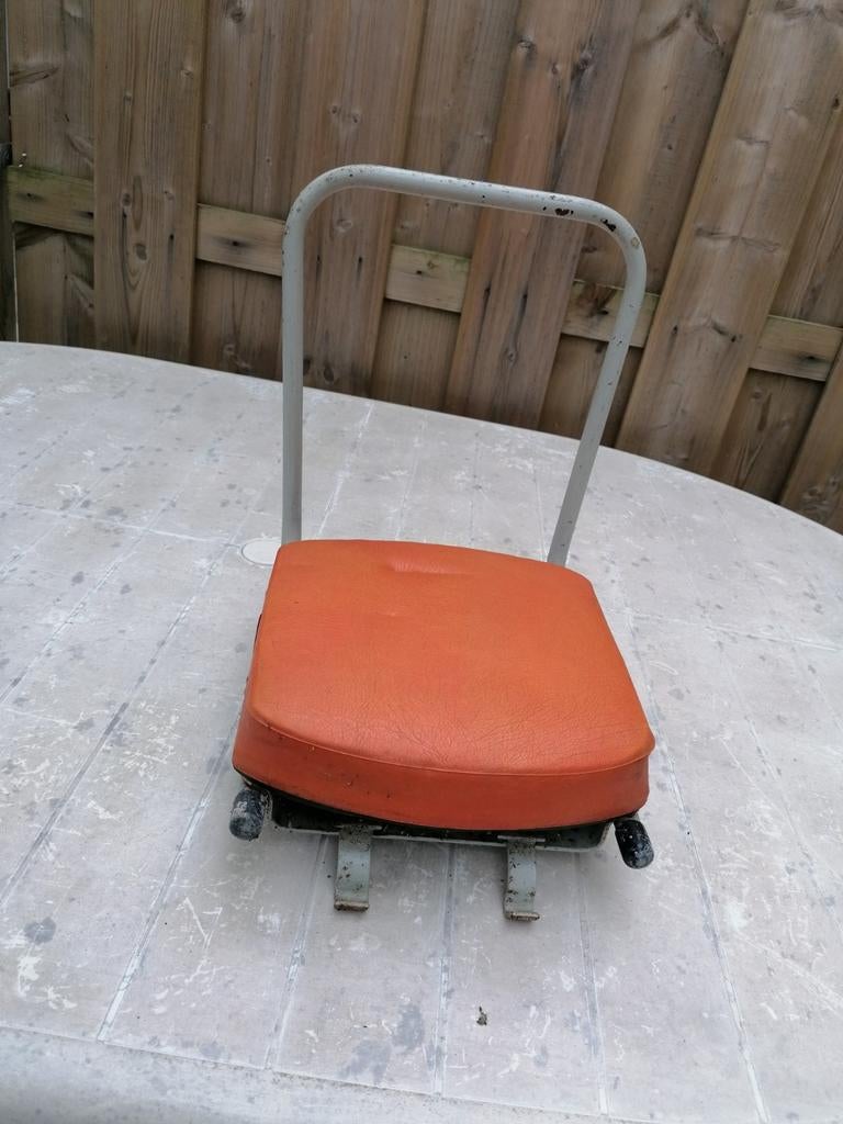 Vintage fietszitje voor achterop - Oranje, Fietsen en Brommers, Fietsaccessoires | Fietsstoeltjes, Ophalen