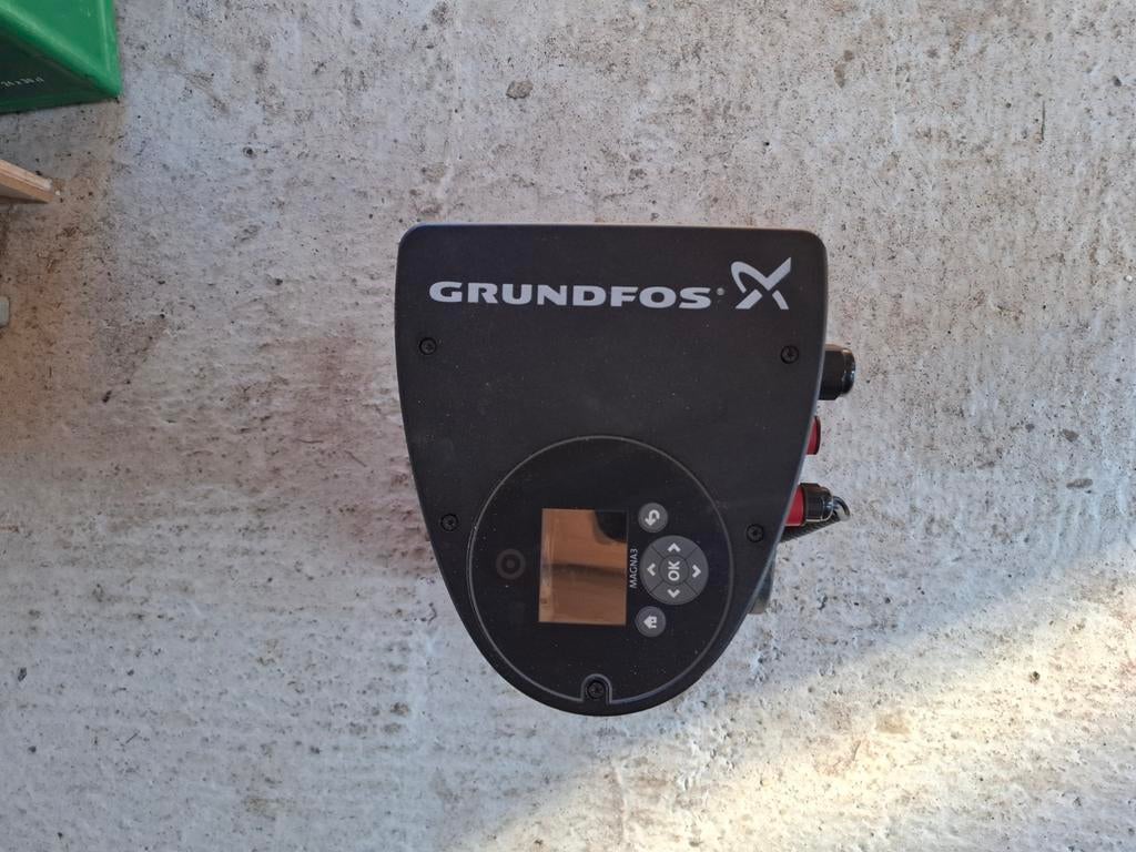 Grundfos Magna 3 40-120 F 250 gebruikt, Gebruikt, Minder dan 30 cm, Overige typen, Minder dan 60 cm