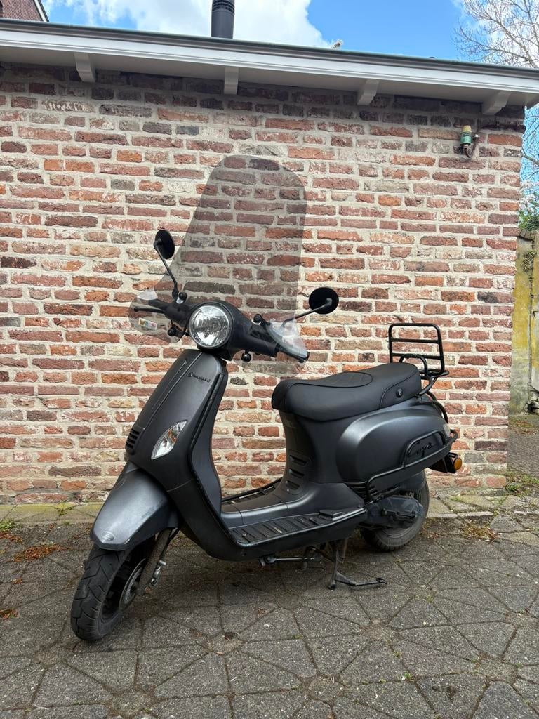 Santini Capri scooter geel kenteken, Ophalen, Gebruikt, Maximaal 45 km/u, Benzine