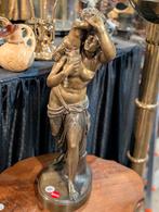 Antiek bronzen beeld. 62 cm hoog. €885., Antiek en Kunst, Ophalen