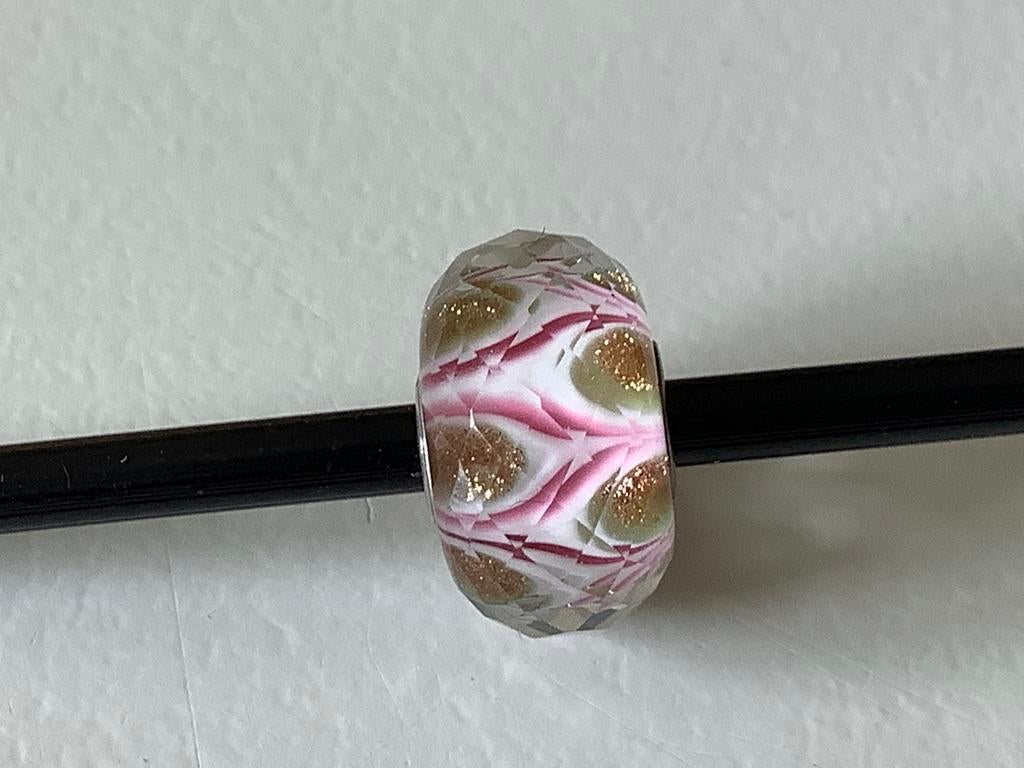 Trollbeads roze symphonie, facet met gouden glitter., Ophalen of Verzenden, Zo goed als nieuw, Trollbeads
