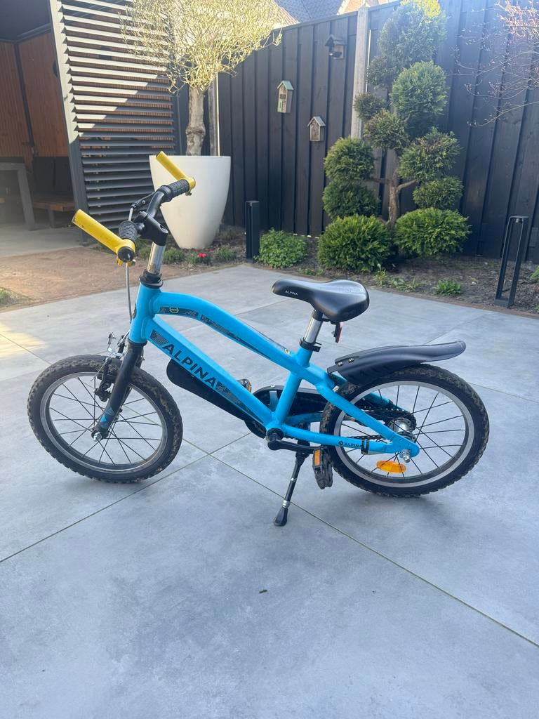 Alpina Trial kinderfiets 16 inch met zijwieltjes, Fietsen en Brommers, Fietsen | Kinderfietsjes, Ophalen, Gebruikt, 16 tot 20 inch