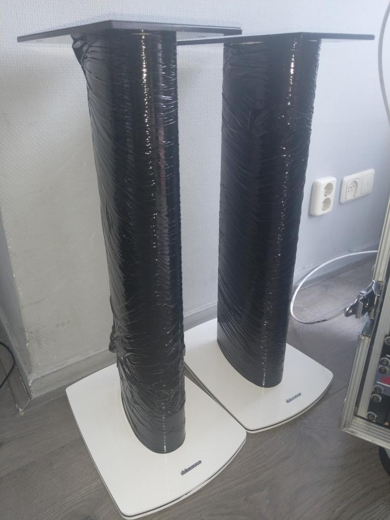 DYNAUDIO luidspreker stands - Zwaar en verzwaard, Audio, Tv en Foto, Luidsprekers, Zo goed als nieuw, Overige typen, Overige merken