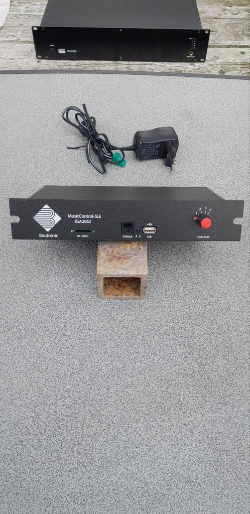 Music Controller zo goed als nieuw, Ophalen of Verzenden, Minder dan 500 watt