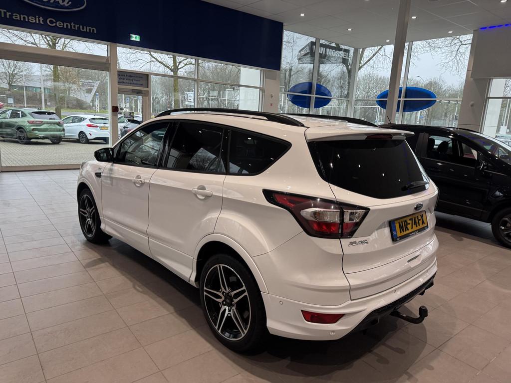 Ford Kuga 1.5 EcoBoost ST Line Trekhaak Camera Pano.dak Stoe, 12 maanden, 4 cilinders, Leder en Stof, Wit