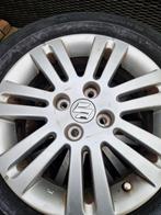 Originele Suzuki Velgen met Continental Banden 185/60 R15, Auto-onderdelen, Banden en Velgen, Gebruikt, 15 inch, Banden en Velgen